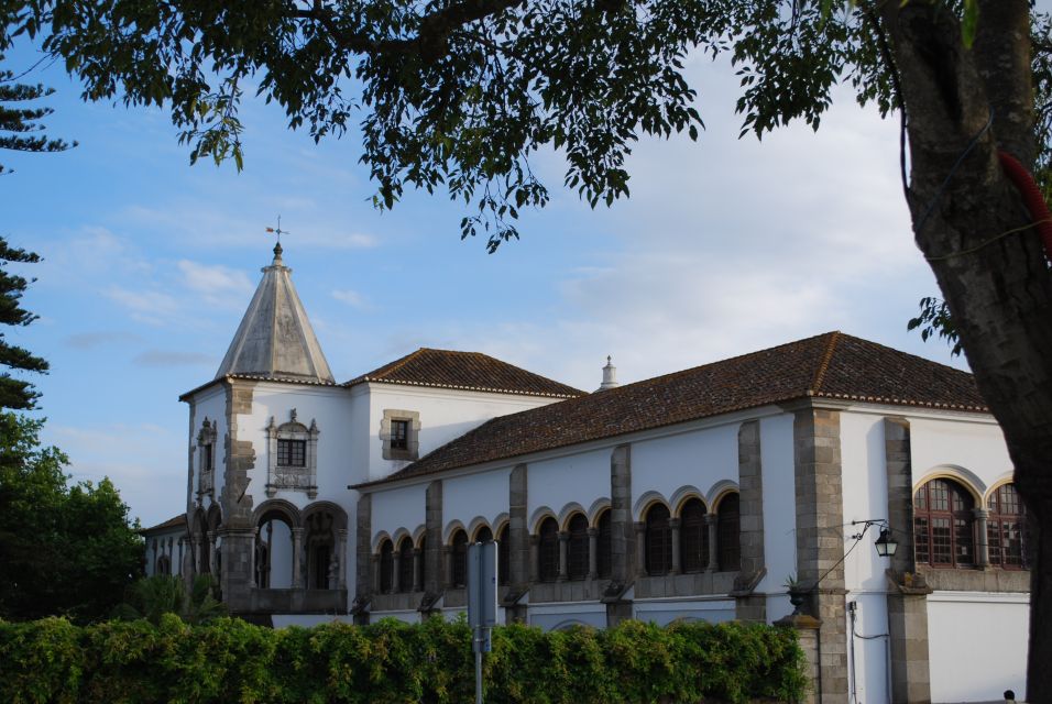 From Lisbon: Evora and Monsaraz Full-Day Tour - Évora Highlights