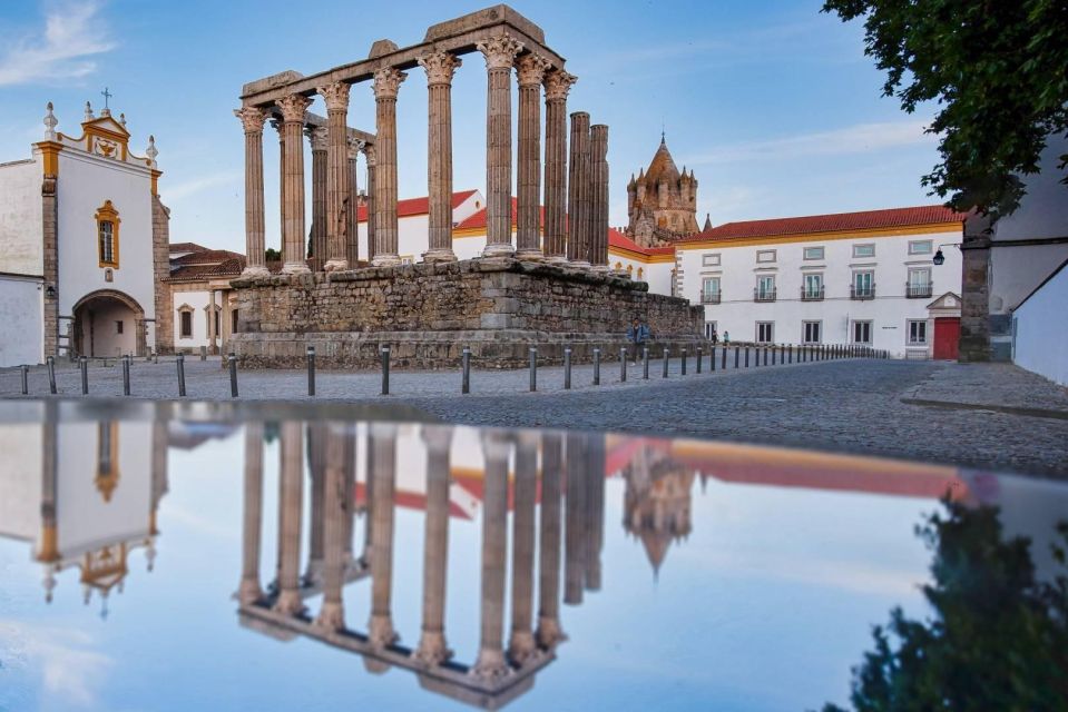 From Lisbon: Evora With Visits and Wine Tasting Guided Tour