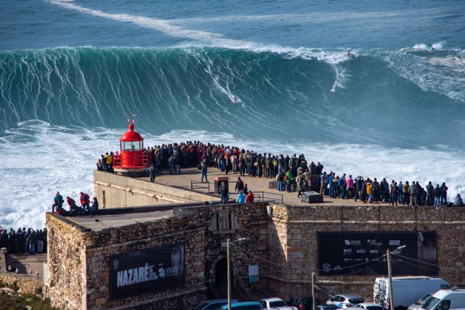 From Lisbon: Nazaré and Óbidos Private Tour in a Premium Car