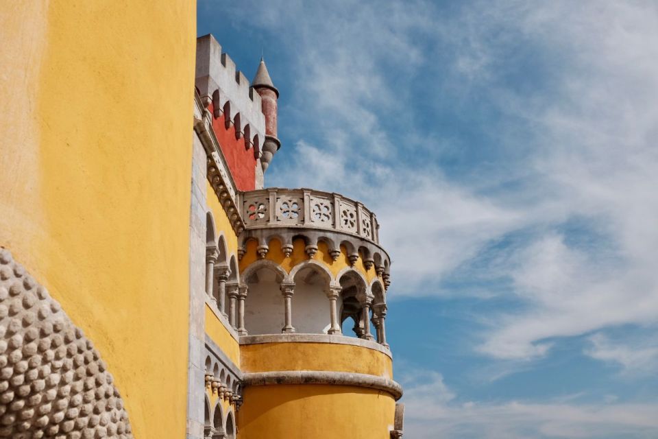 From Lisbon: Private or Shared Van Tour to Sintra & Cascais