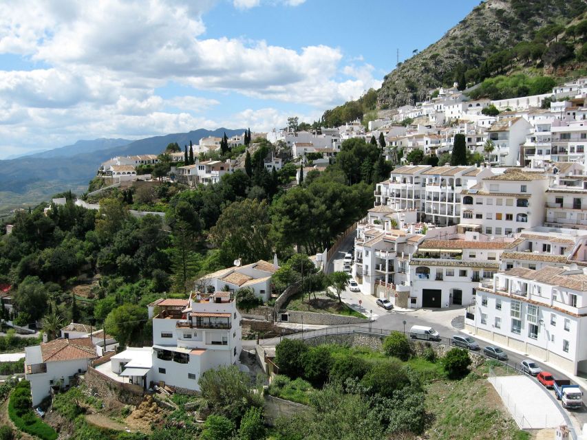 From Malaga: Mijas Private Day Trip