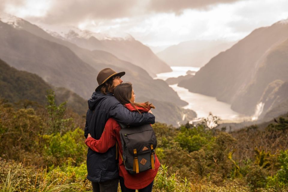 From Manapouri: Premium Doubtful Sound Wilderness Day Trip