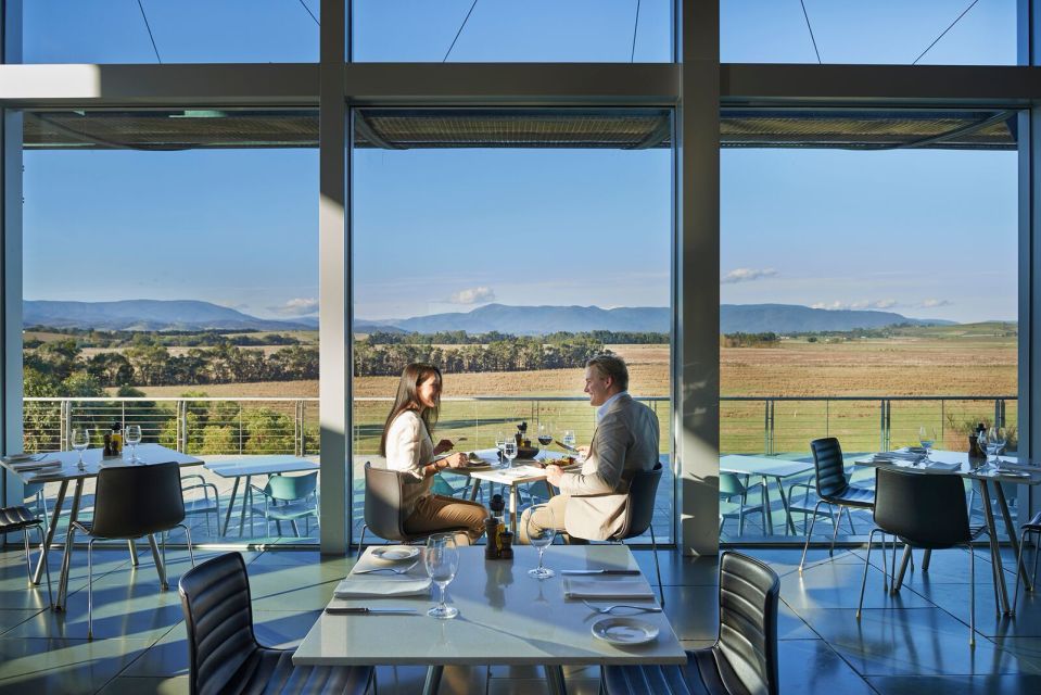 From Melbourne: Yarra Valley Wildlife & Wine Day Tour