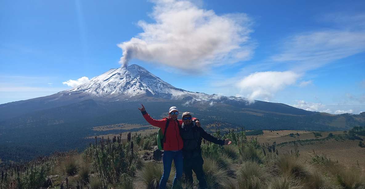 From Mexico City: Guided Volcano Hike | Level 1