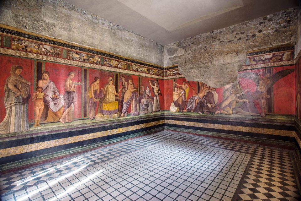 From Naples: Private Tour to Pompeii, Sorrento, and Positano
