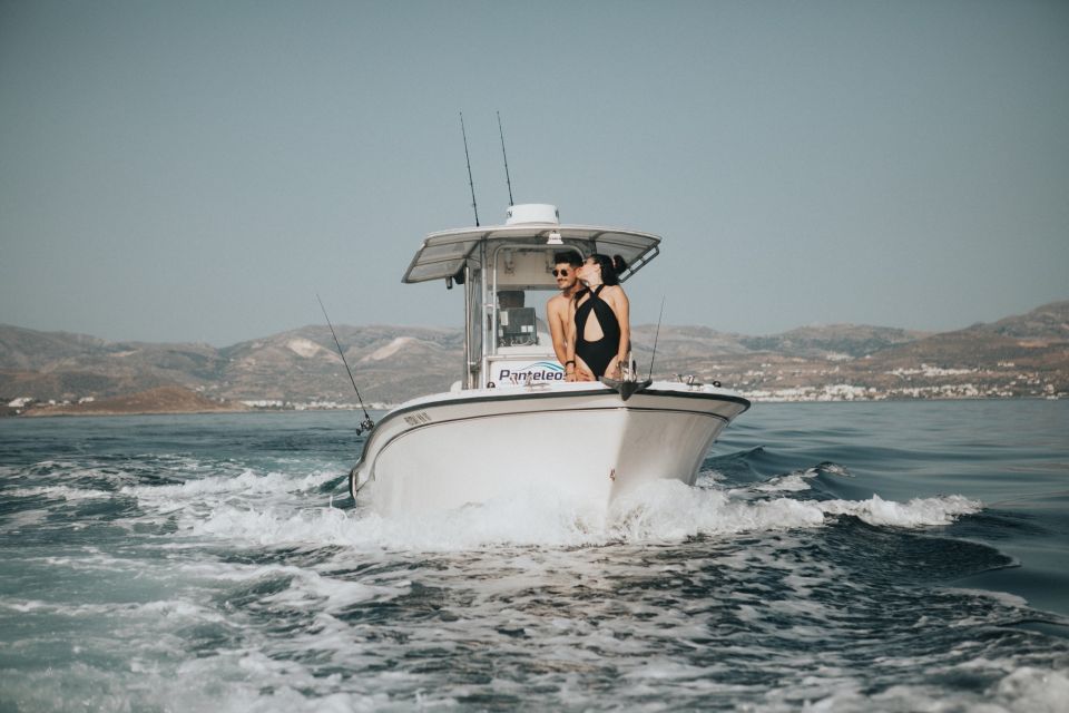 From Naxos: Antiparos Boat Tour