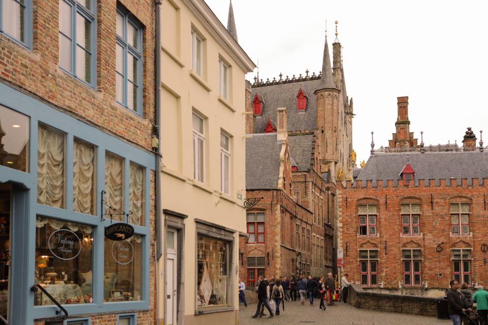 From Paris: Bruges Guided Tour With Hotel Pickup