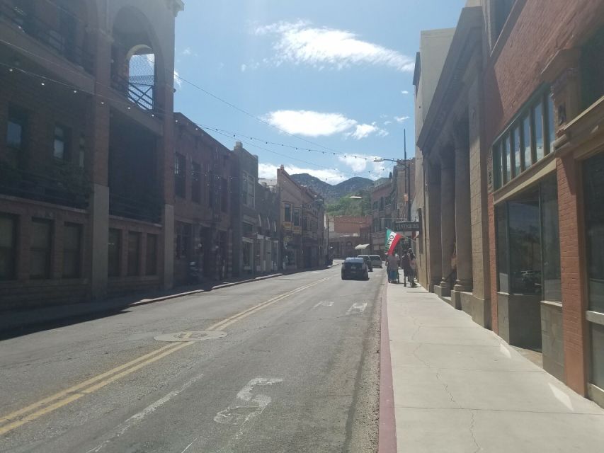 From Phoenix: Tombstone and Bisbee Day Tour