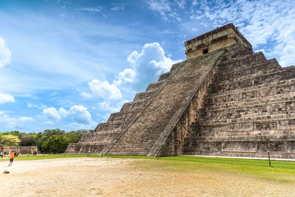 From Playa Del Carmen or Cancun: Chichen Itza Premium Tour