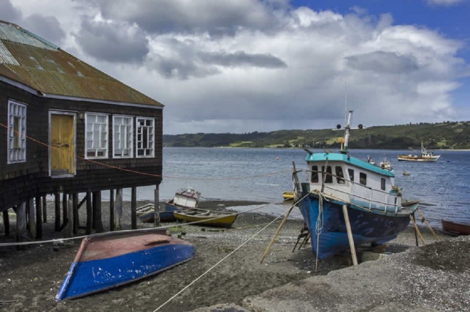 From Puerto Varas or Puerto Montt: Chiloé Island Tour