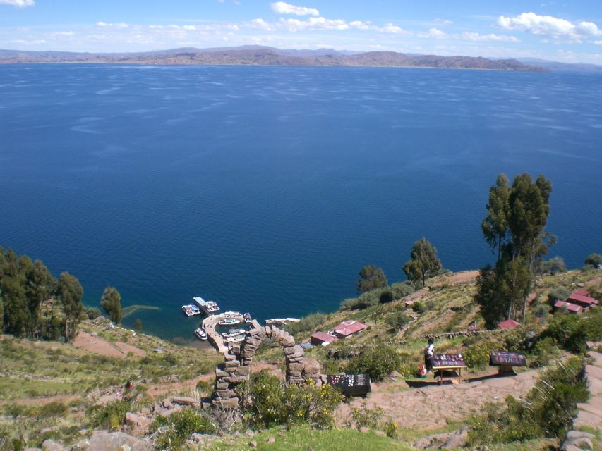 From Puno: Full-Day Uros Taquile Sillustani Tour