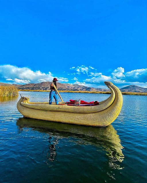 From Puno: Tour to the Islands of Uros and Taquile in 1 Day