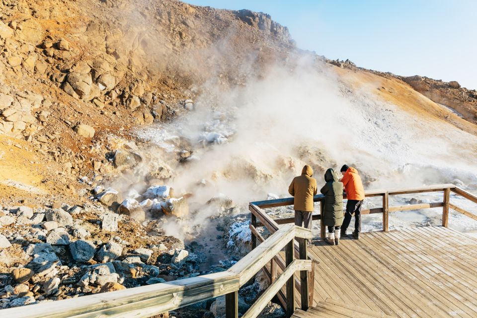 From Reykjavík: Volcanoes and Blue Lagoon Day Trip