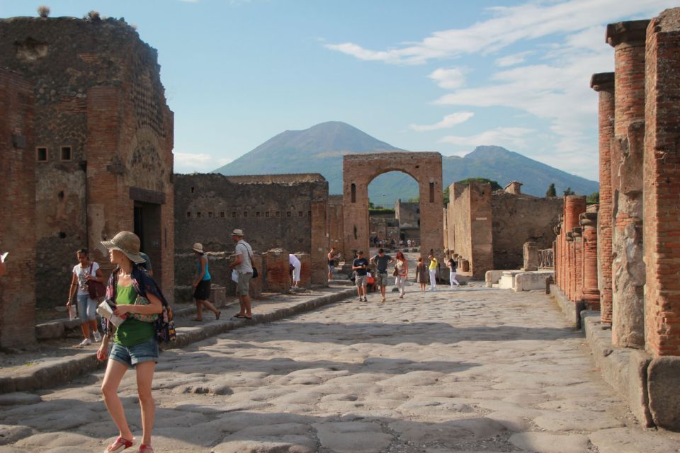 From Rome: Pompeii, Positano and Amalfi Coast Experience