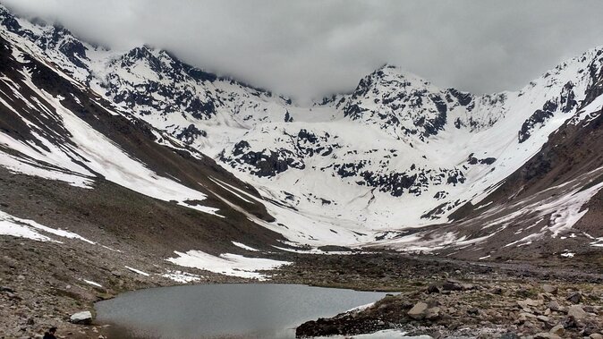 From Santiago: Cajón Del Maipo, Pool and Spa Tour