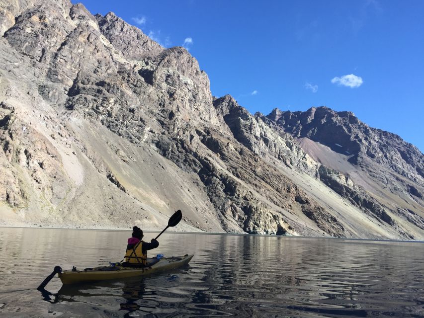 From Santiago, Chile: Kayaking Tour in Laguna Del Inca