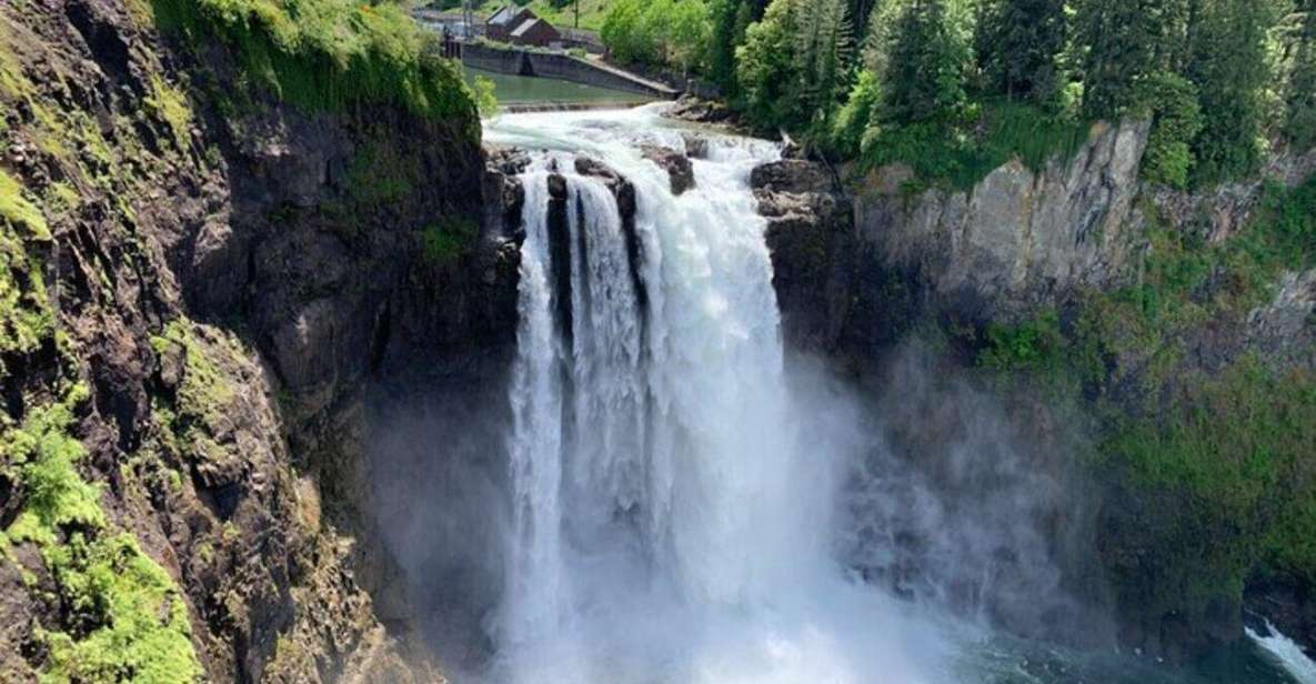 From Seattle: Pacific Northwest Waterfalls & Hiking Tour