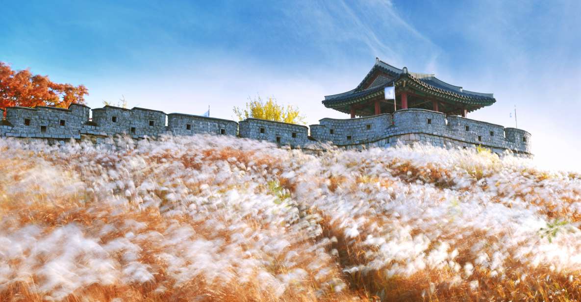 From Seoul: Suwon Hwaseong Fortress and Folk Village Tour