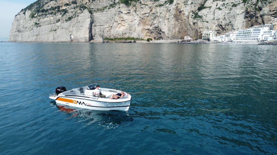 From Sorrento: Sorrento and Capri Boat Tour