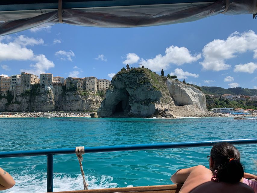 From Tropea: Capo Vaticano Boat Tour With Snorkel & Aperitif