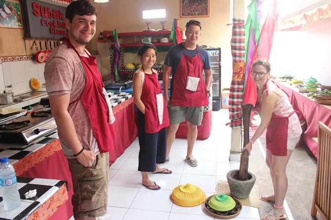 From Ubud : Ubud Balinese Cooking Class With Market Tour