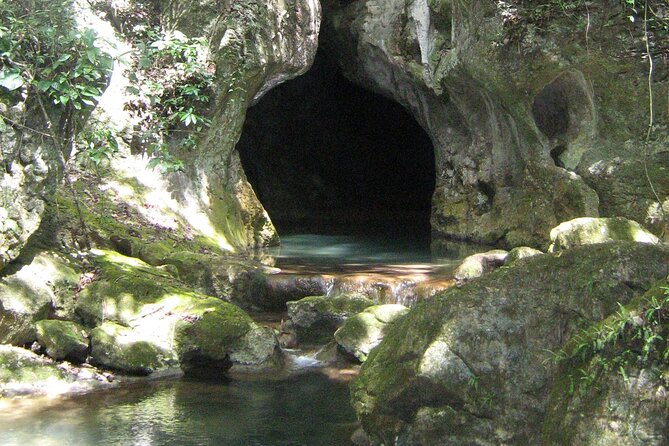 Full-Day ATM Cave and Xunantunich Maya Temple Combo