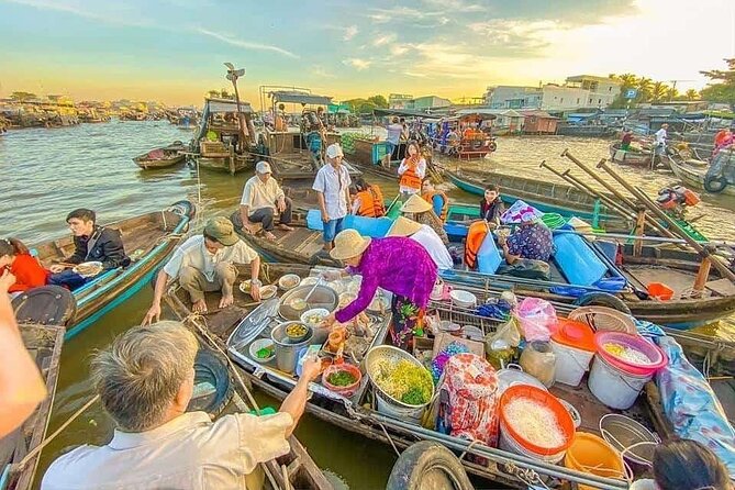 Full-Day in Mekong Delta Floating Market and Local Private Tour