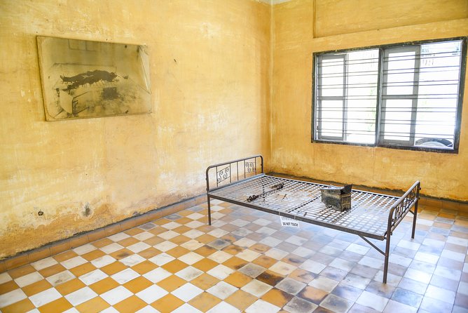 Full-Day Phnom Penh Sightseeing Tour & Killing Field