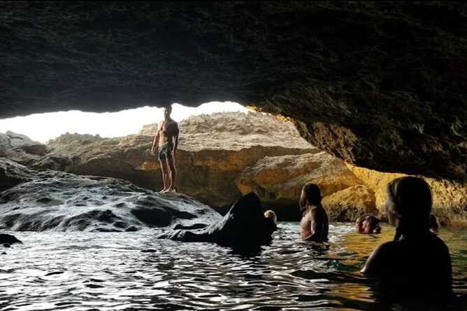 Full Island Sightseeing Tour of Aruba With Cave Pool Swim