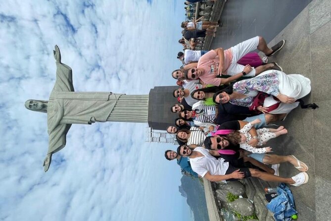 Full Tour in Rio: Christ, Sugarloaf Mountain, City Tour and Lunch