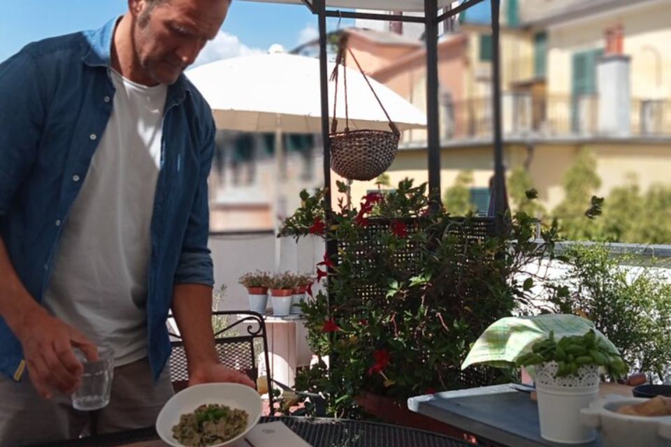 Genova: Homemade Pasta & Pesto Local Chef Class With Wine