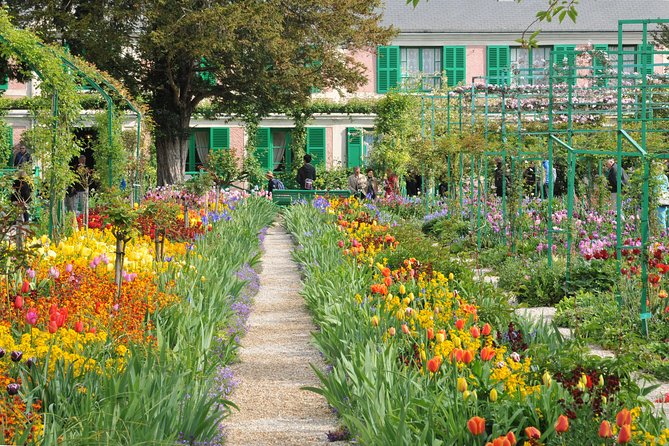 Giverny and Monets Garden Half-Day Trip From Paris