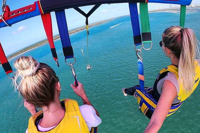 Gold Coast & Surfers Paradise Parasailing – Tandem, Triple