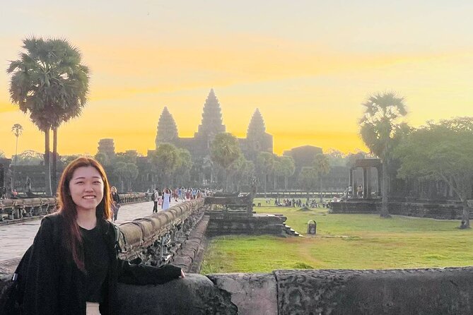 Golden Hours: Angkor Wat Sunrise Photography Tour With a Pro!