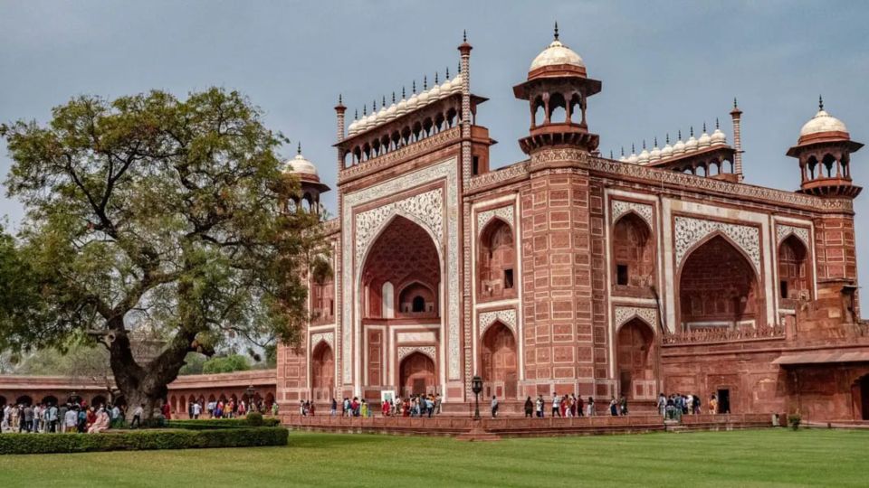 Golden Triangle: Delhi Agra Jaipur for 2N/3D Private Tour