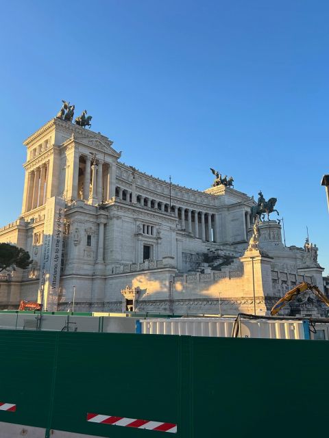 Golf Cart VIP Tour of Rome (3hrs) With Driver & Tour Guide