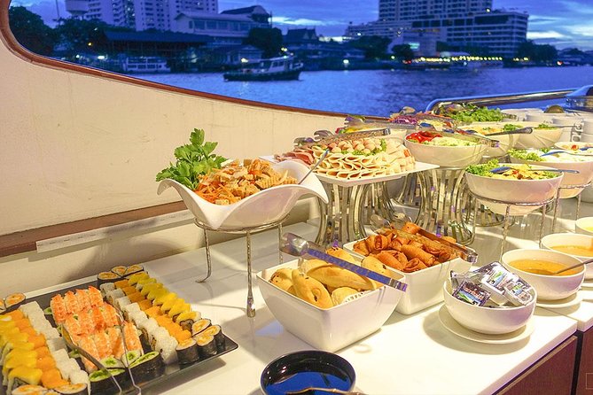 Grand Pearl – Luxury Dinner Cruise Experience at Bangkok With Return Transfer