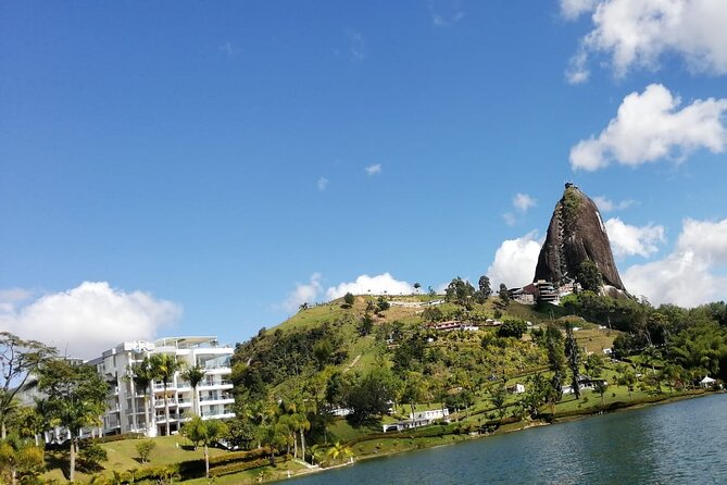 Guatapé Full Day Private Tour - Overview of Guatapés Tour