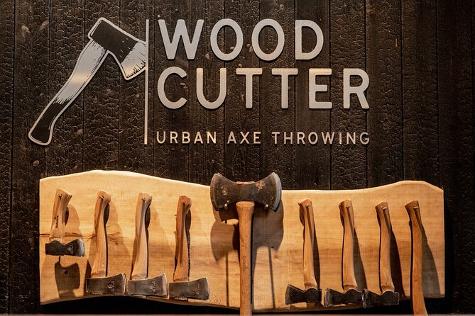 Guided Axe Throwing Experience in Frankfurt Altstadt - Overview of Axe Throwing Activity