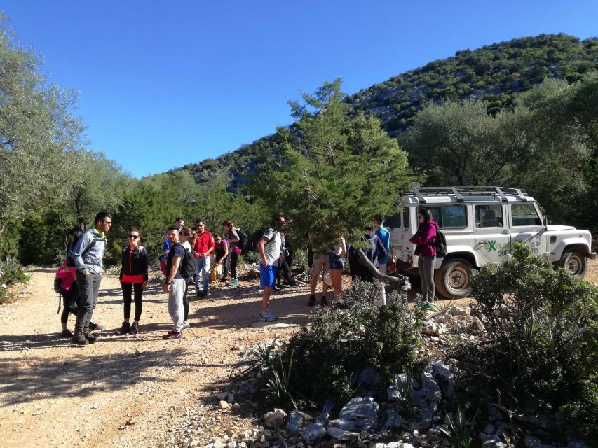 Guided Hike to Cala Mariolu