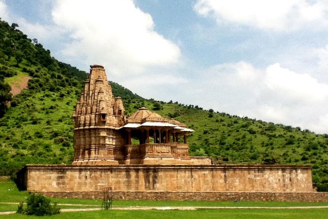 Guided Tour to Haunted Bhangarh & Abhaneri Step Well From Jaipur