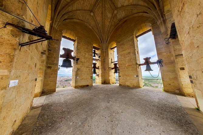 Guided Tour to Tower / Guided Tour of the Tower - Meeting Point Information