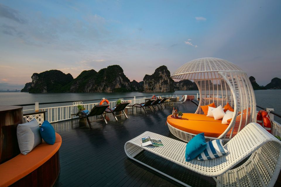 Ha Long Bay: Luxury Day Cruise, Caves, Kayak & Buffet Lunch