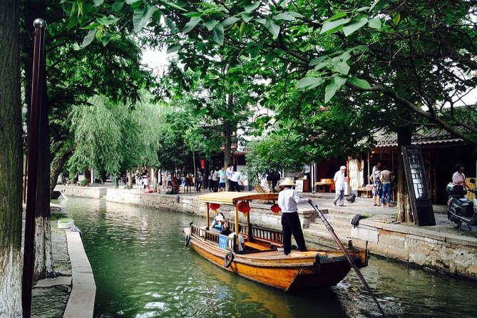 Half Day Private Tour to Zhujiajiao Water Town With Boat Ride From Shanghai