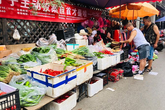 Half-Day Xian Biang Biang Noodles Cooking Class With Spice Market Visit