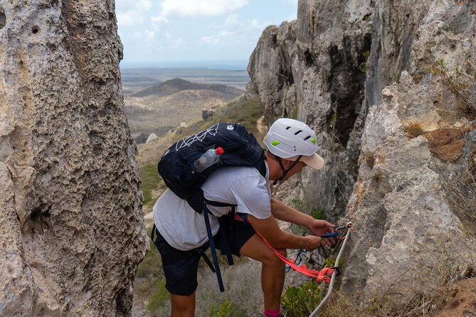 Half or Full Day Climbing Trip at the Tafelberg, Curaçao