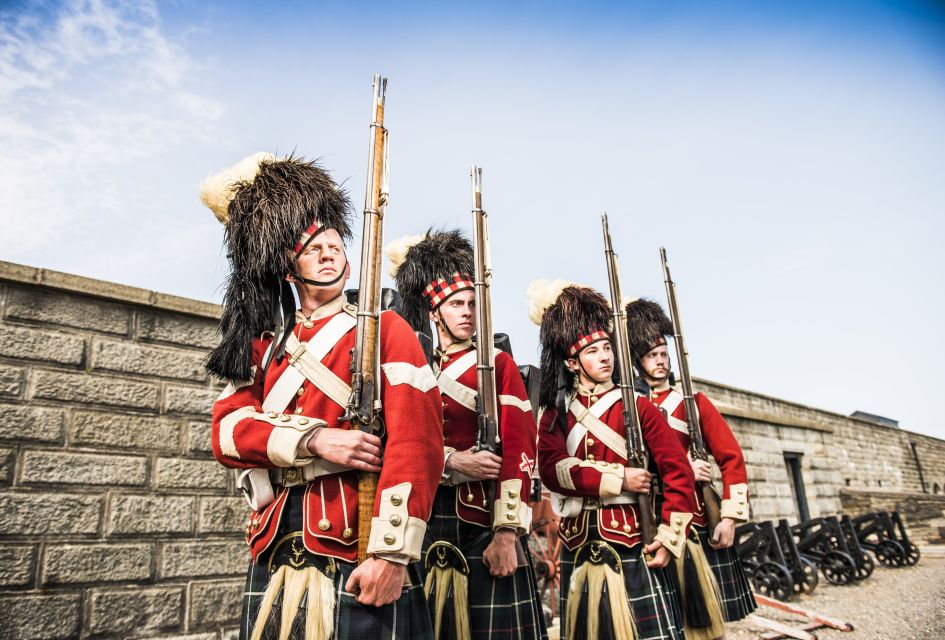 Halifax: Small-Group Tour With Citadel and Peggys Cove