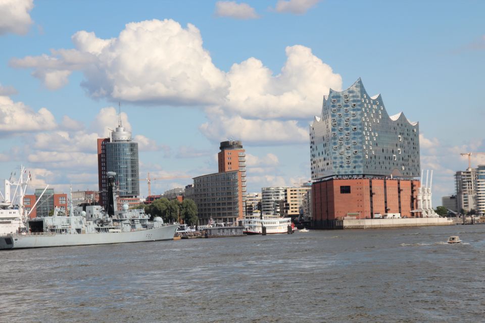 Hamburg: Hop-On/ Hop-Off Sightseeing Tour Classic Line