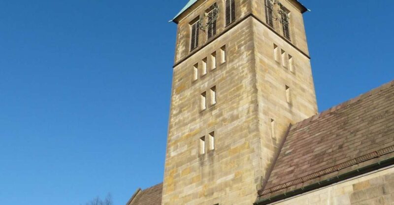 Hamelin: Private Guided Walking Tour - Experience Highlights