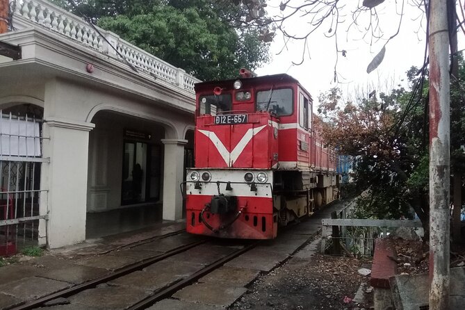 Hanoi Train Street Tour